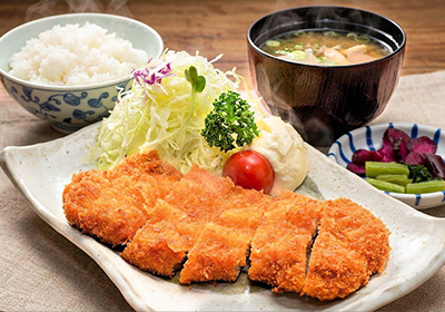 とんかつ定食